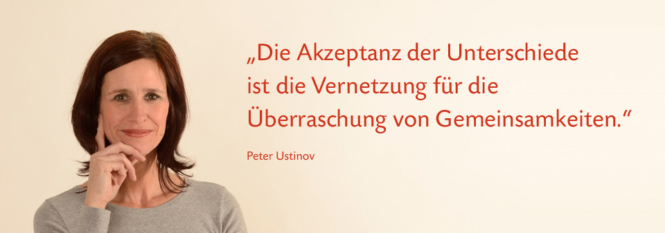 Die Akzeptanz der Unterschiede ist die Vernetzung für die Überraschung von Gemeinsamkeiten.